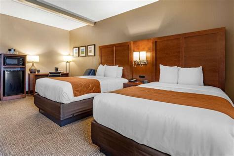 Comfort Suites Bethlehem Near Lehigh University and LVI Airport in PA